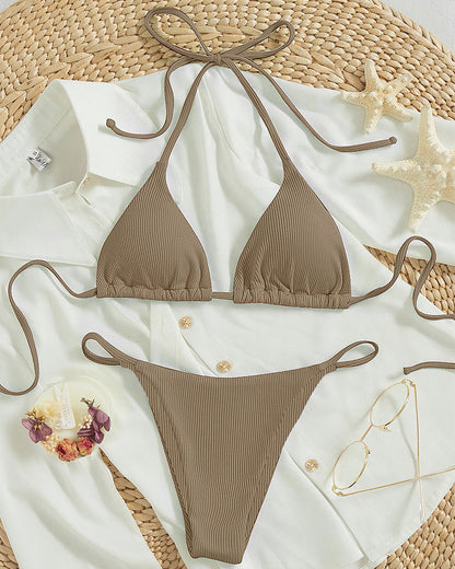 Hängender Hals-Bikini mit mehrfarbigem Dreipunkt-Badeanzug für heiße Quellen